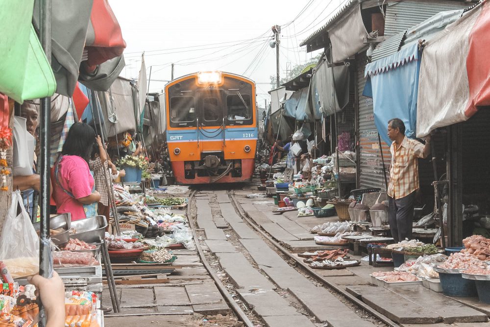 Mercado Mae Klong